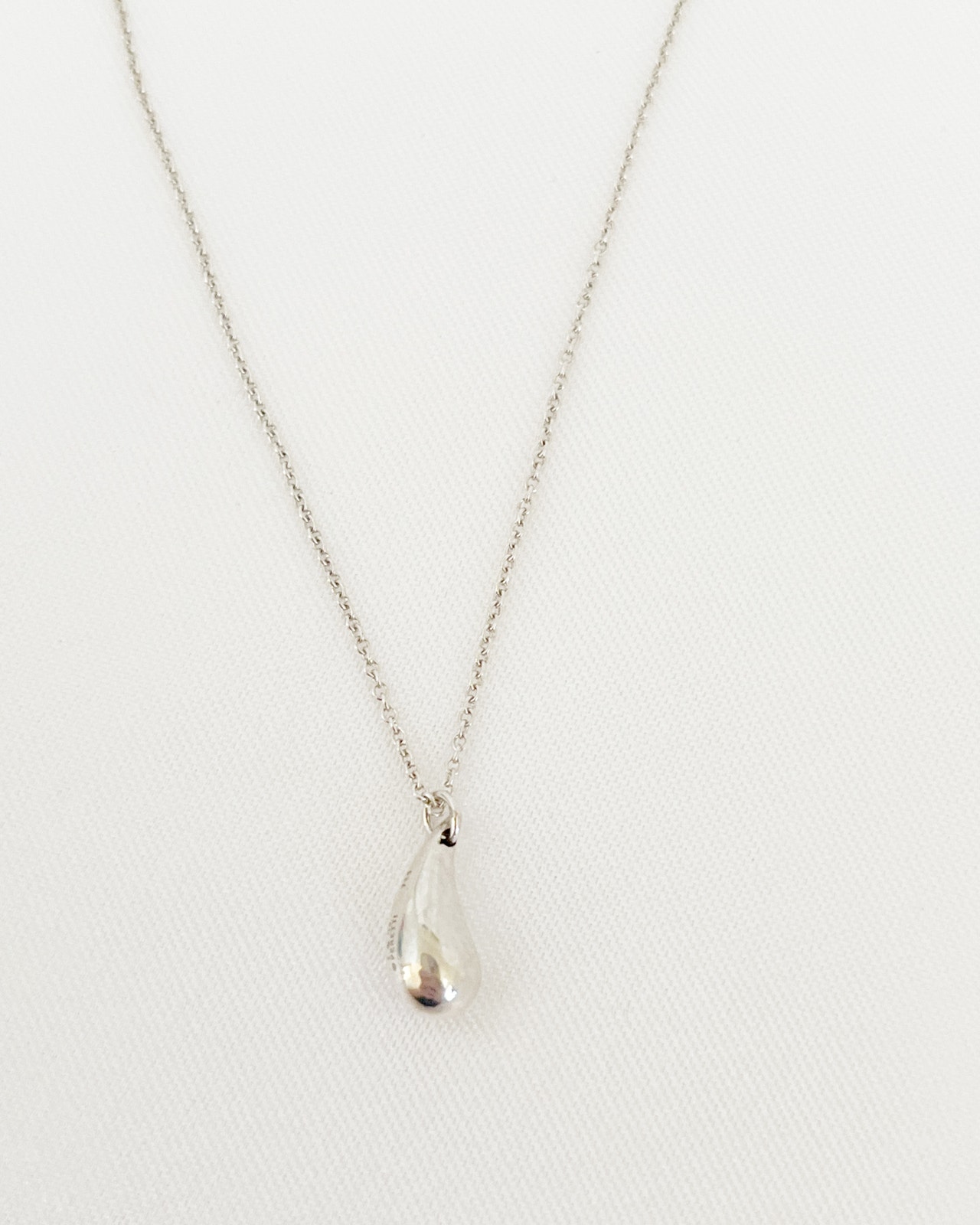 Tiffany & Co Teardrop Necklace Elsa Peretti Pendant Sterling Silver 925 16 Inch